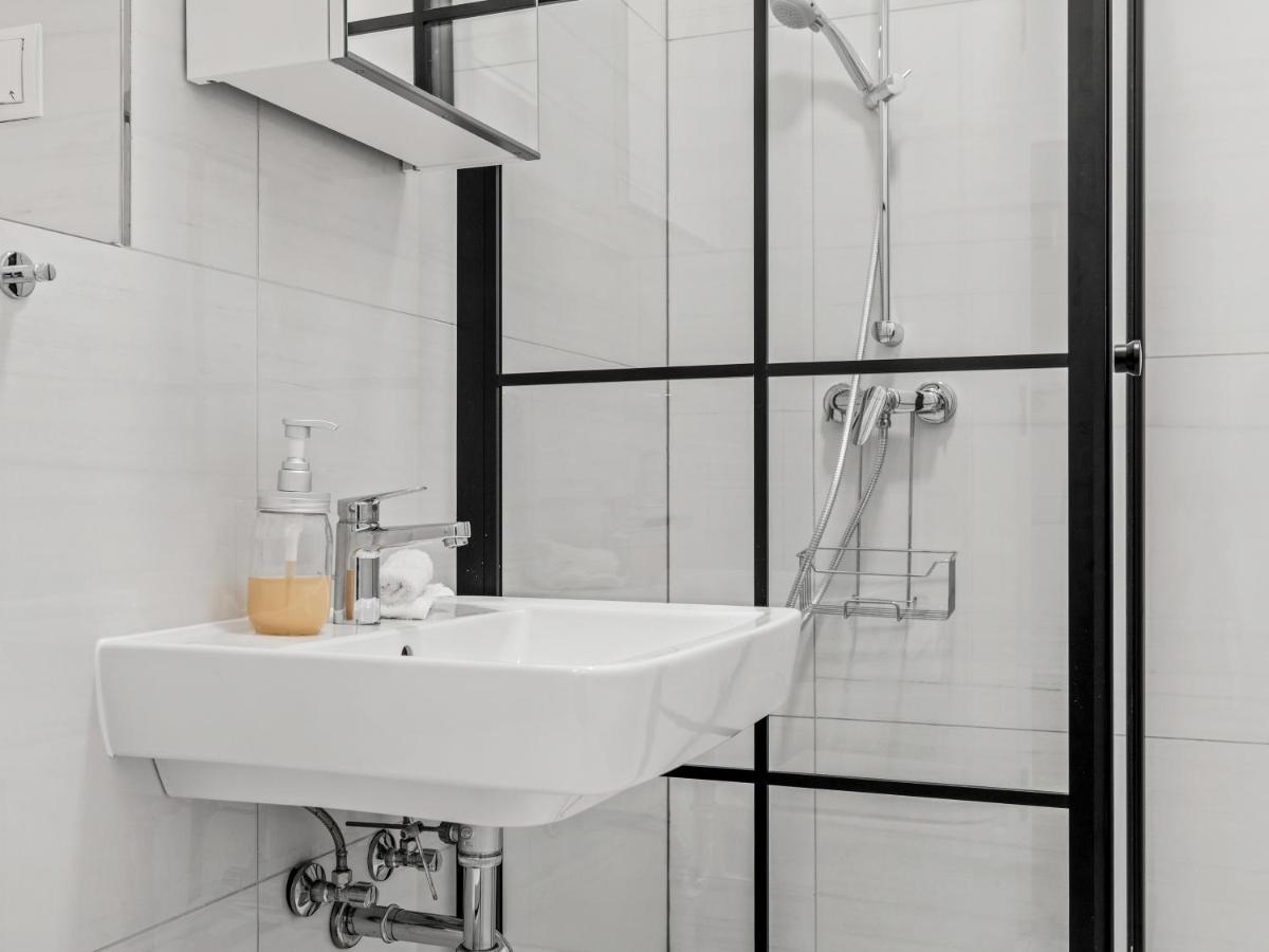 וינה Sky9 Apartments District 6 מראה חיצוני תמונה